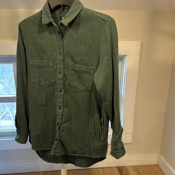 Madewell Tops - Madewell oversized green button down shirt, size XS
